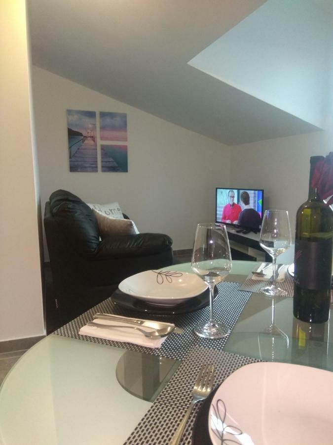 Lorber House Stinjan Apartment Pula Luaran gambar