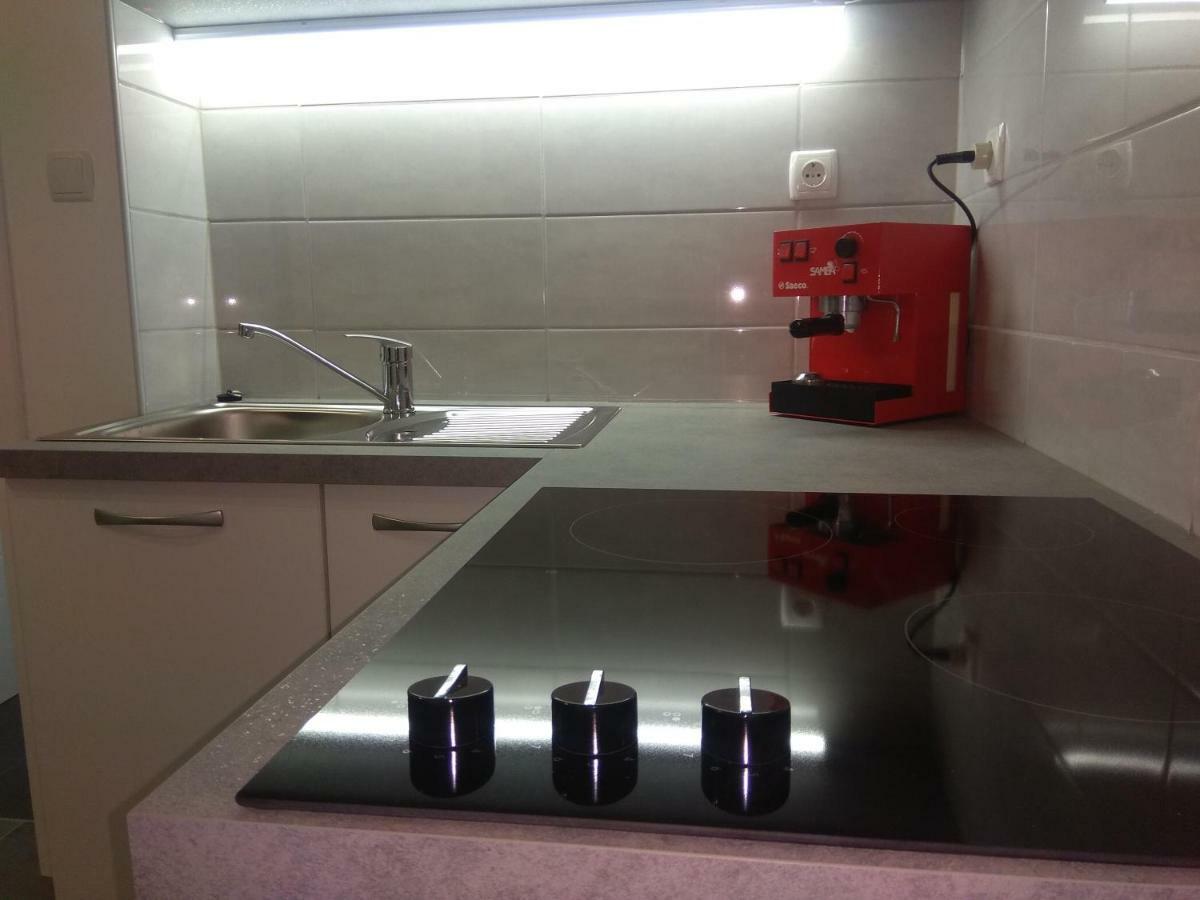 Lorber House Stinjan Apartment Pula Luaran gambar