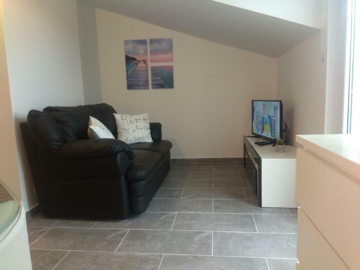 Lorber House Stinjan Apartment Pula Luaran gambar